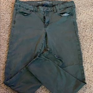 Olive green American Eagle Jeggings 14r